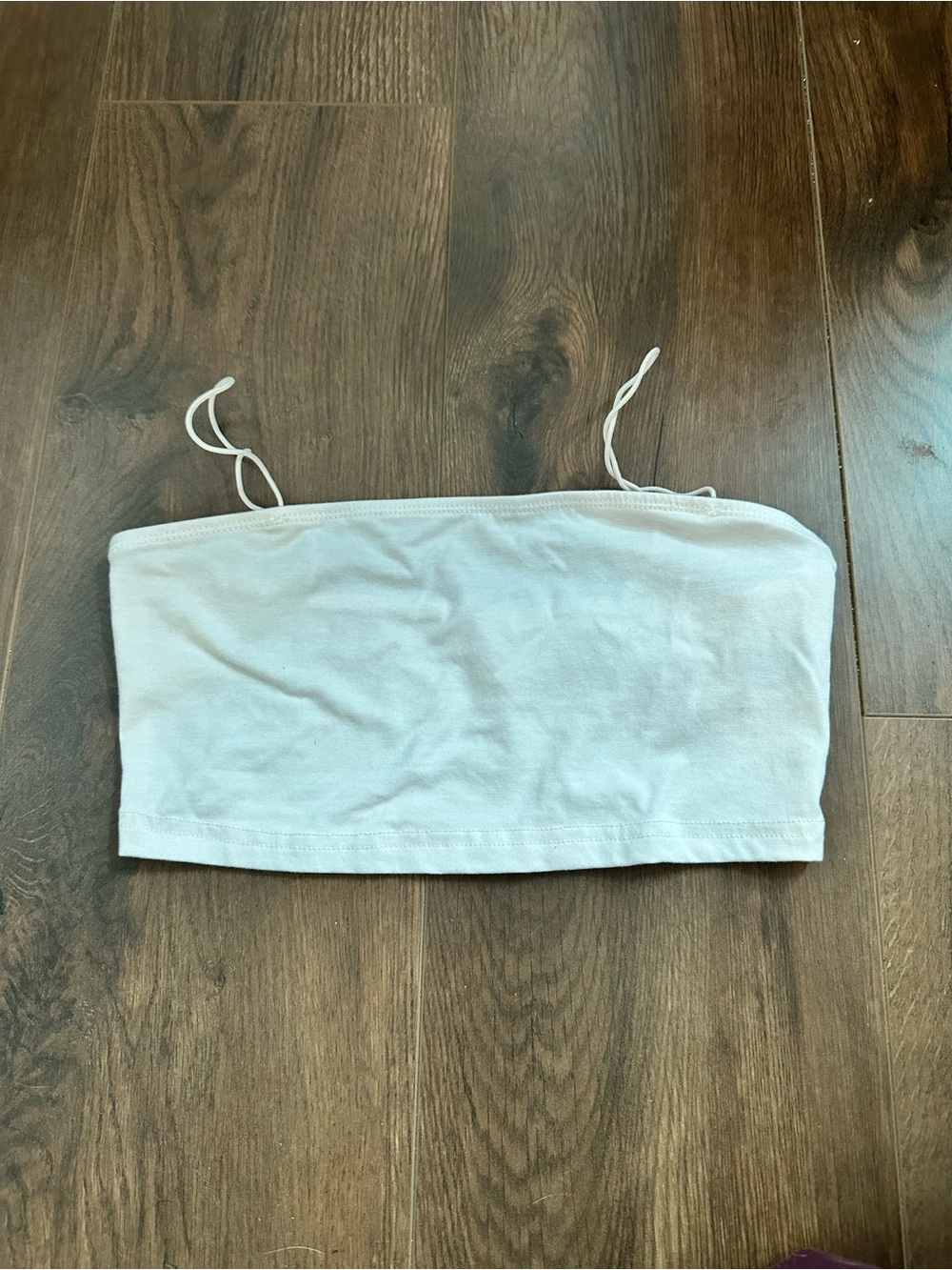 SHEIN White Spaghetti Strap Crop Top